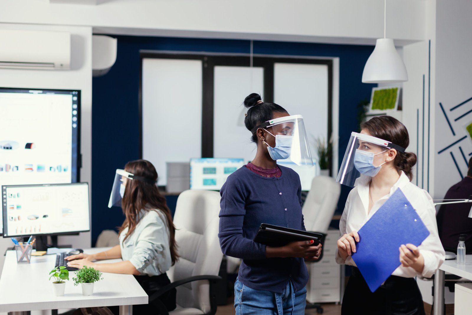 lab ready office in 136 noida