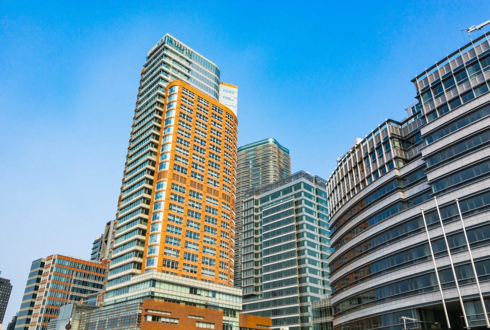 Modern commercial projects in noida expressway featuring high-rise office towers and premium business infrastructure